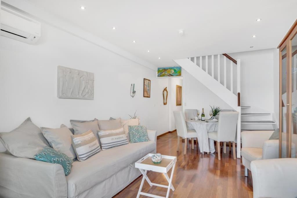 La Prom - A Two Bedroom Apartment With A Sea View Nice Bagian luar foto