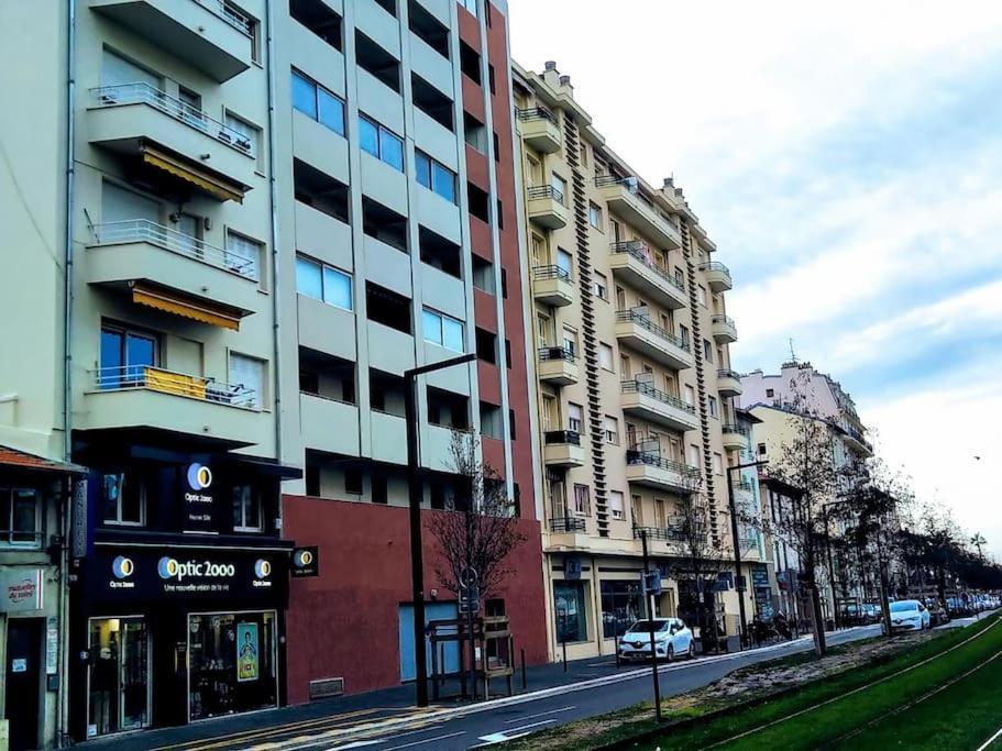 La Prom - A Two Bedroom Apartment With A Sea View Nice Bagian luar foto